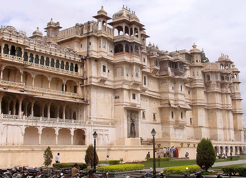 City Palace of Udaipur beside Lake Pichola